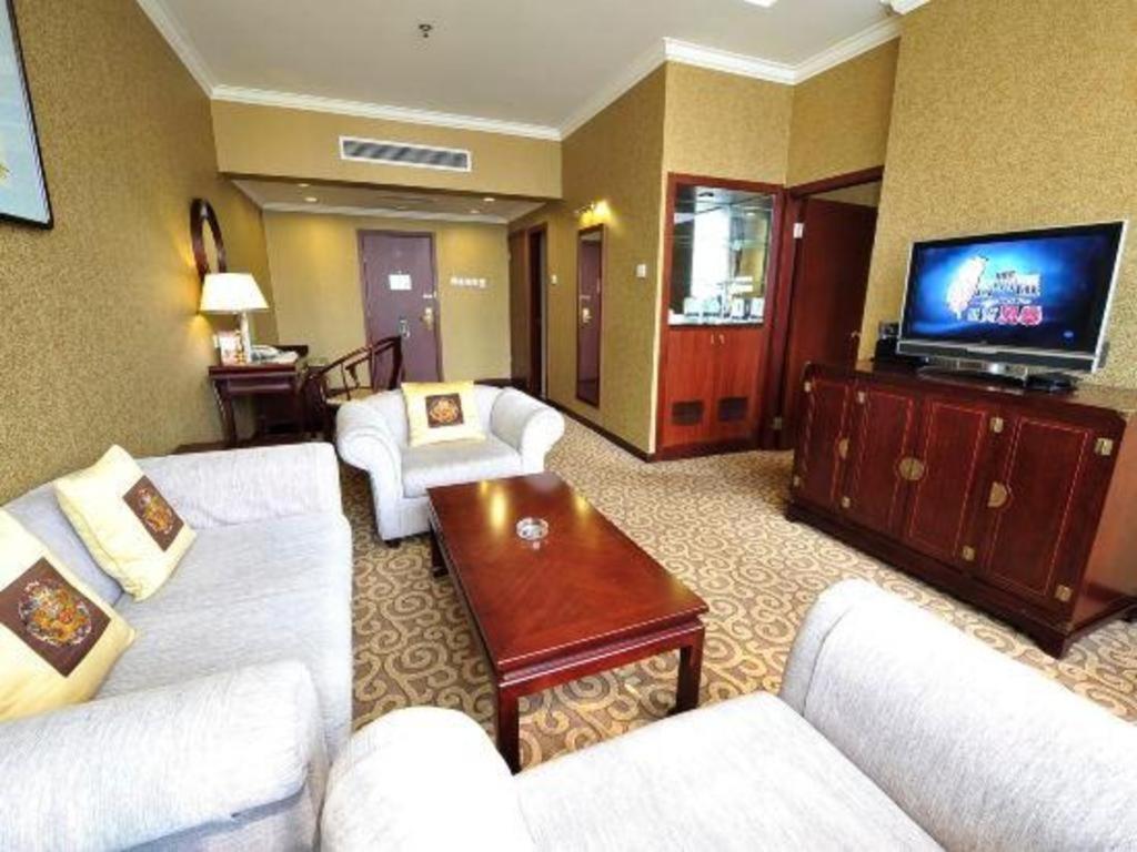 Jianguo Qianmen Beijing Hotel Exterior photo